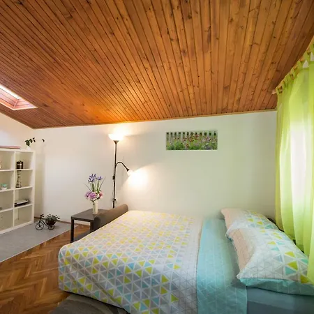 Apartmán Vesna 1848 *